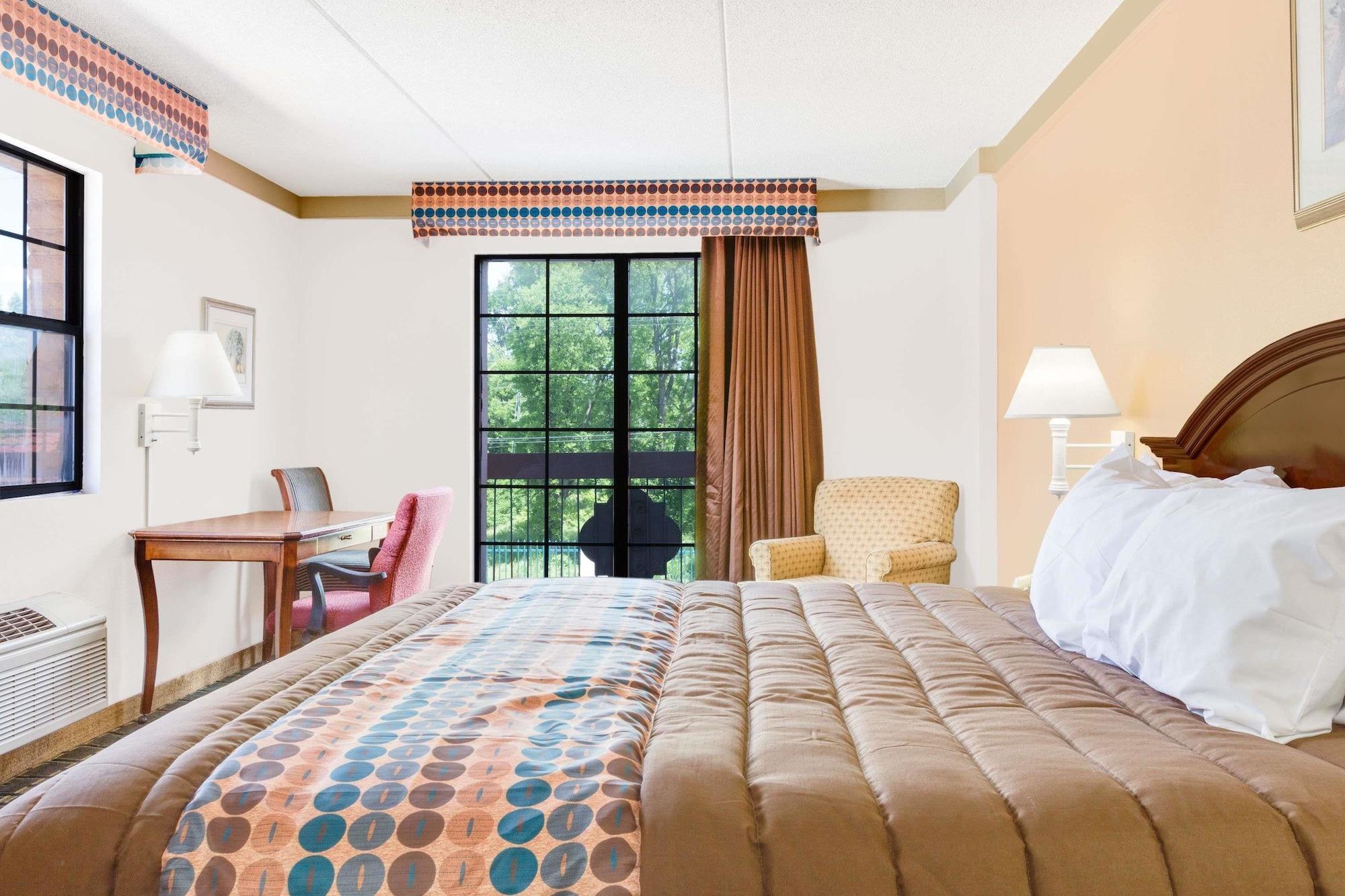 Days Inn By Wyndham Birmingham/West Luaran gambar